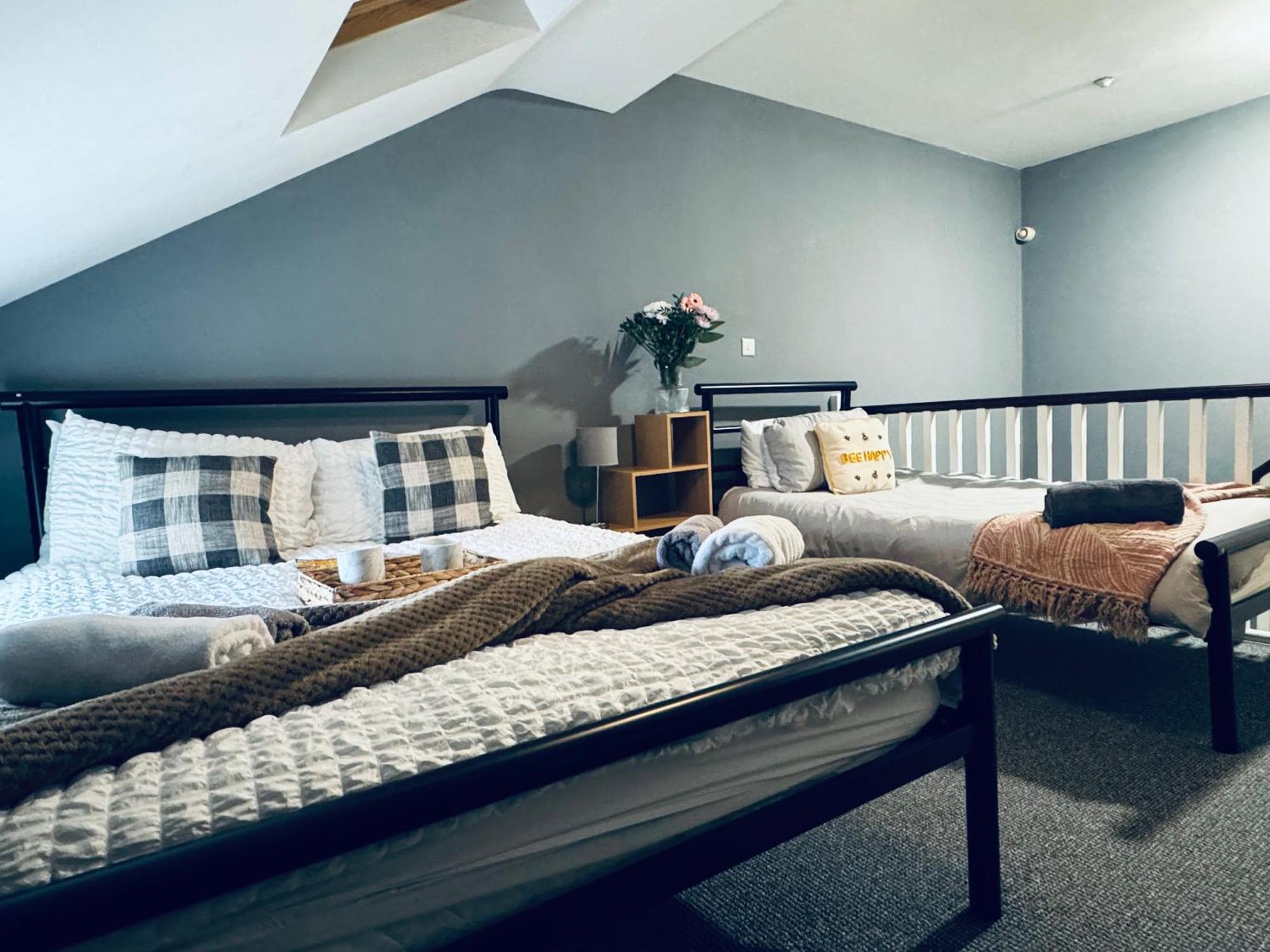 Queens Townhouse - 4 Bed ไวท์เฮเวน ภายนอก รูปภาพ